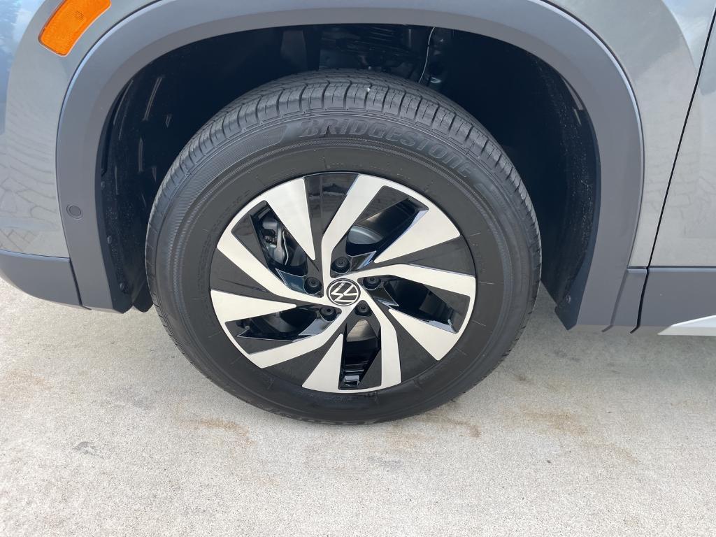 new 2026 Volkswagen Tiguan car