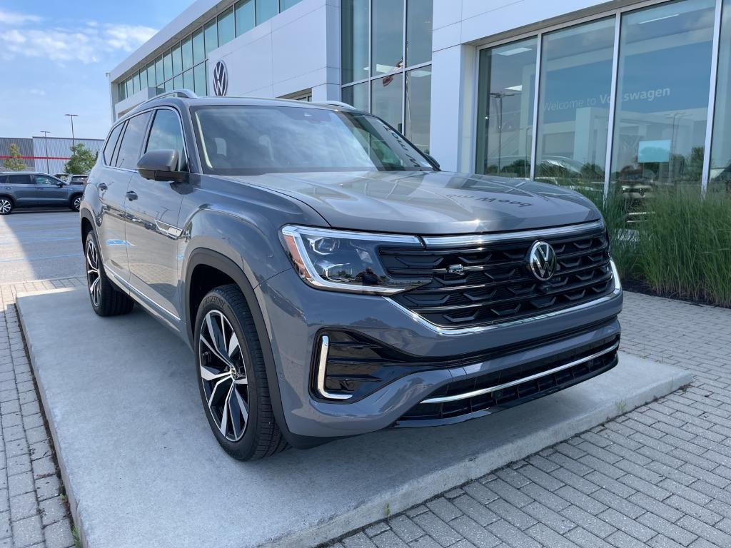new 2025 Volkswagen Atlas car, priced at $50,577