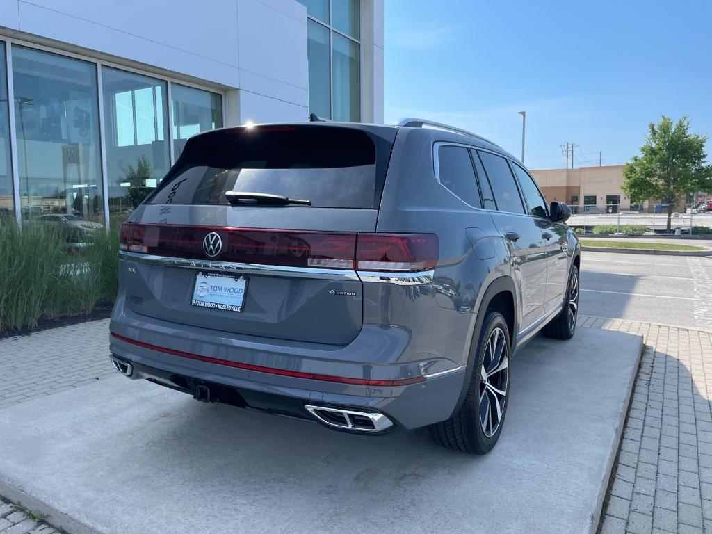 new 2025 Volkswagen Atlas car, priced at $50,577
