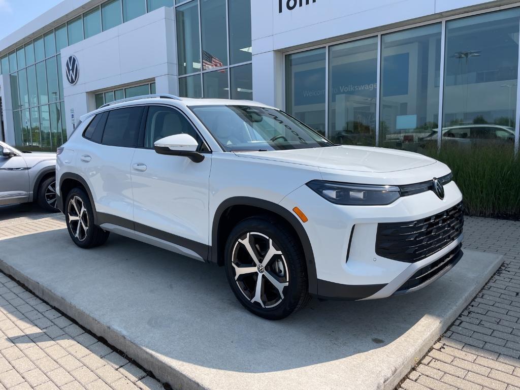 new 2025 Volkswagen Tiguan car, priced at $34,034