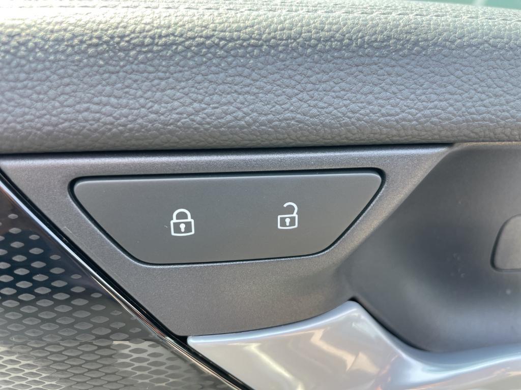 new 2025 Volkswagen Tiguan car, priced at $34,034