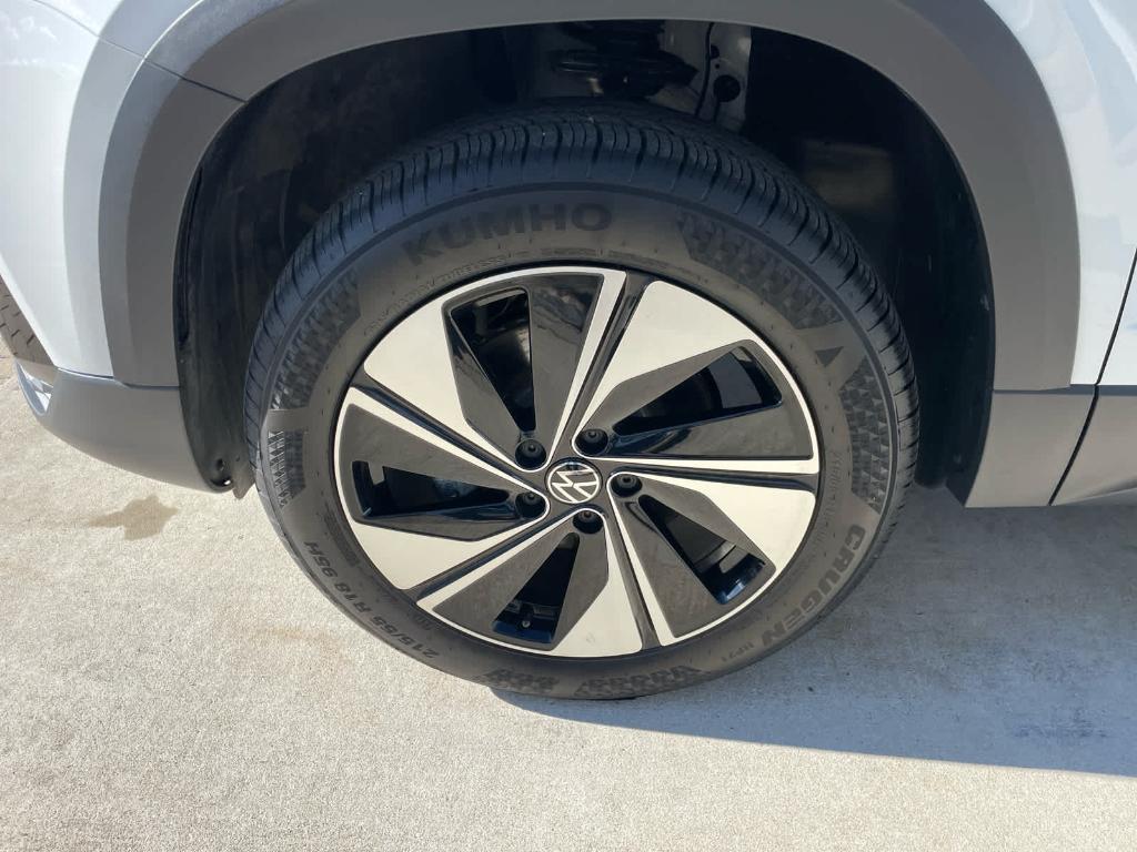 used 2024 Volkswagen Taos car, priced at $27,023