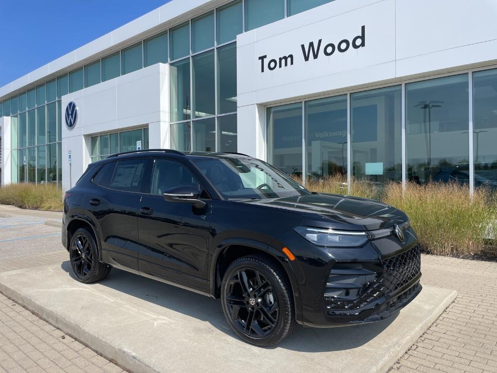 new 2025 Volkswagen Tiguan car, priced at $38,747