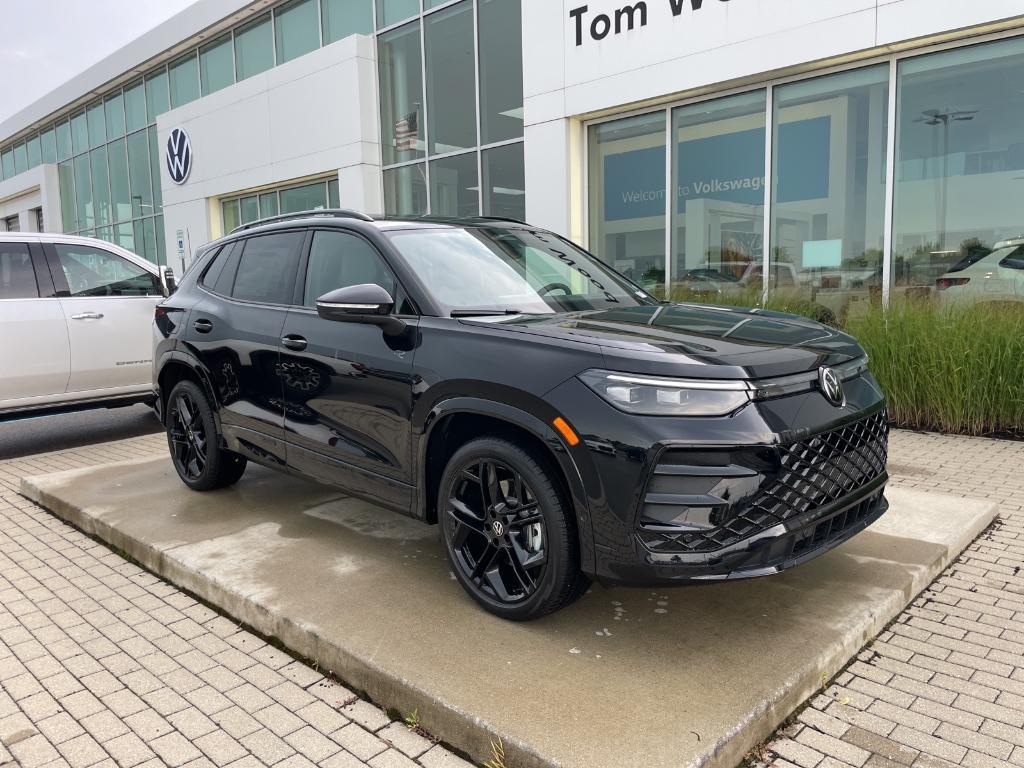 new 2025 Volkswagen Tiguan car, priced at $38,626