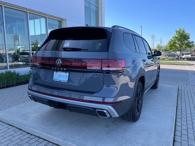 new 2025 Volkswagen Atlas car, priced at $44,680