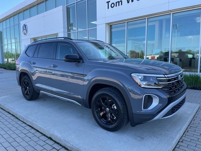new 2025 Volkswagen Atlas car, priced at $44,680