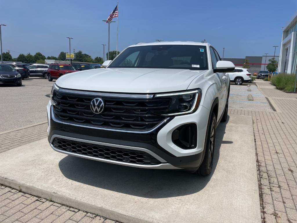 new 2025 Volkswagen Atlas Cross Sport car, priced at $43,711