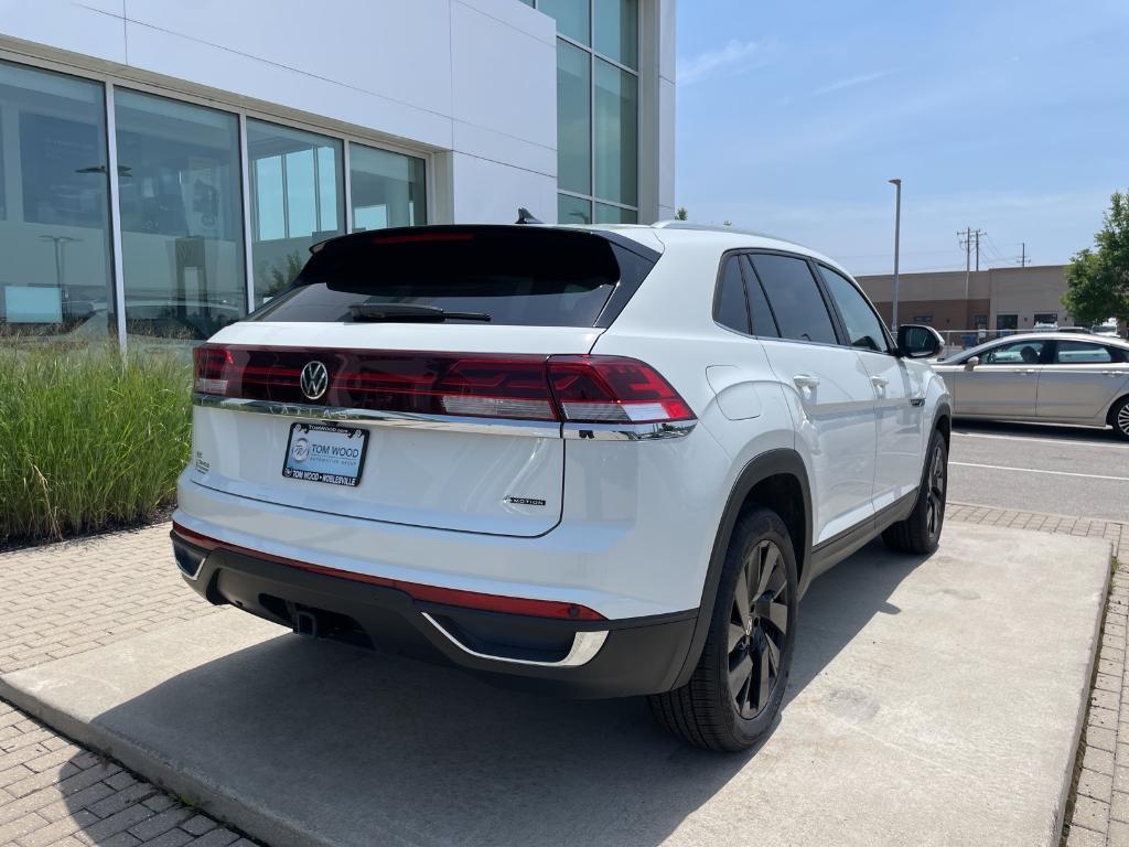 new 2025 Volkswagen Atlas Cross Sport car, priced at $43,711
