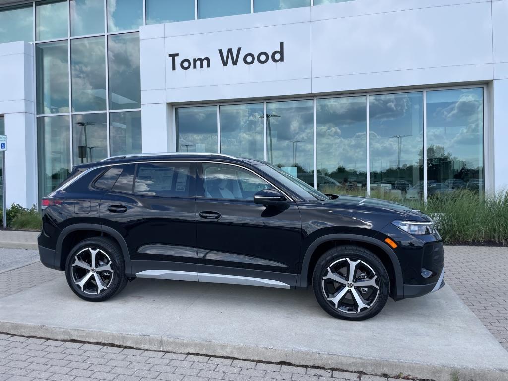 new 2025 Volkswagen Tiguan car, priced at $31,550
