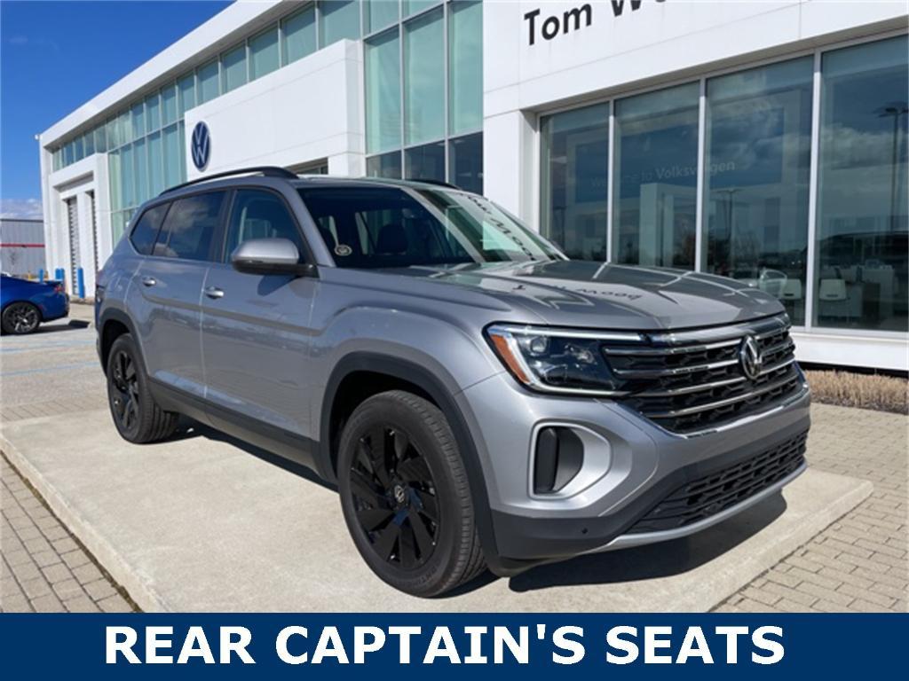 new 2025 Volkswagen Atlas car, priced at $48,052