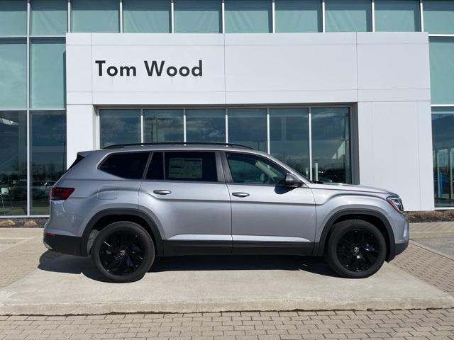 new 2025 Volkswagen Atlas car, priced at $48,052
