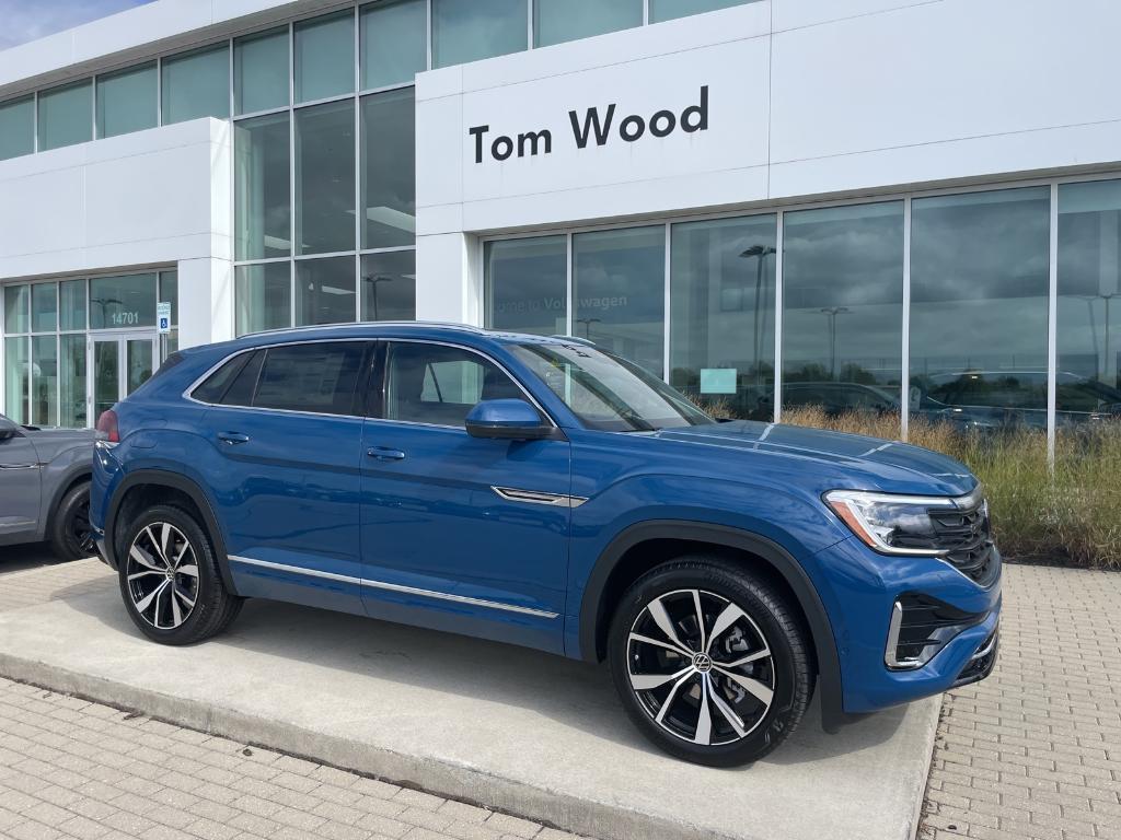 new 2026 Volkswagen Atlas Cross Sport car