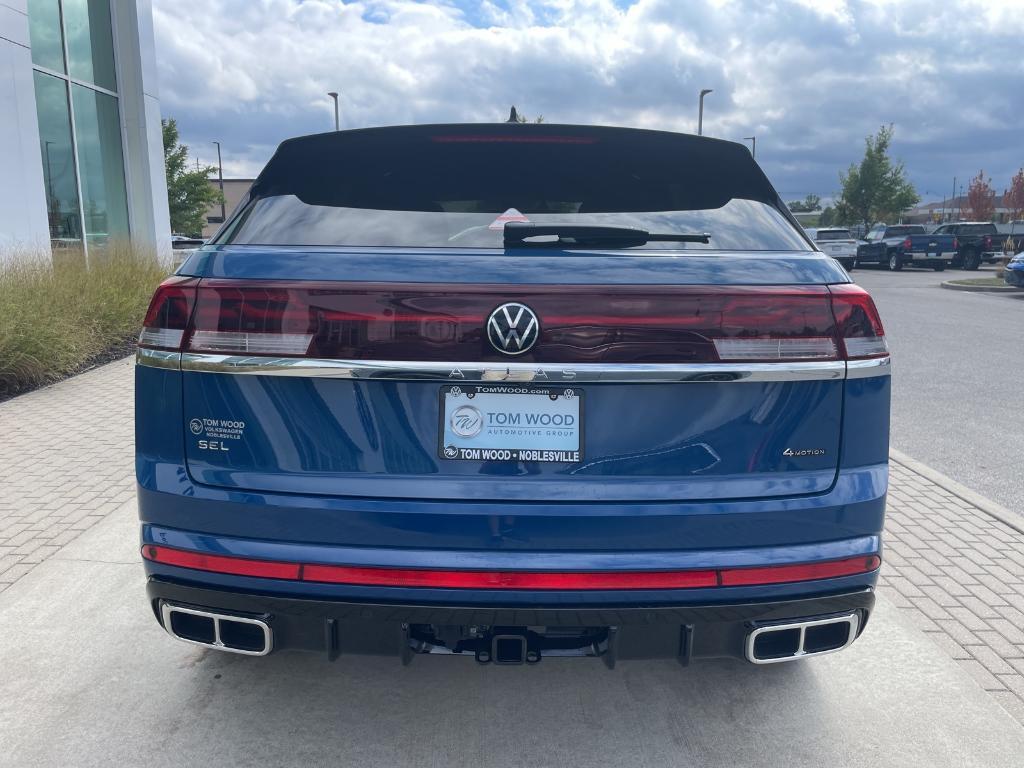 new 2026 Volkswagen Atlas Cross Sport car