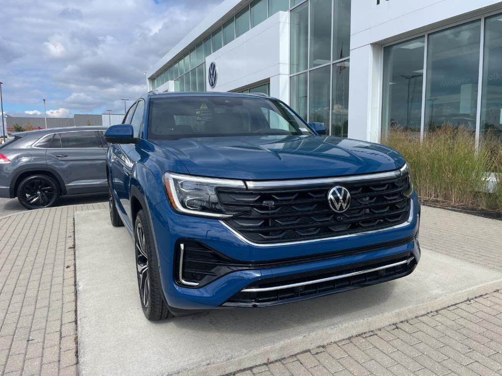 new 2026 Volkswagen Atlas Cross Sport car