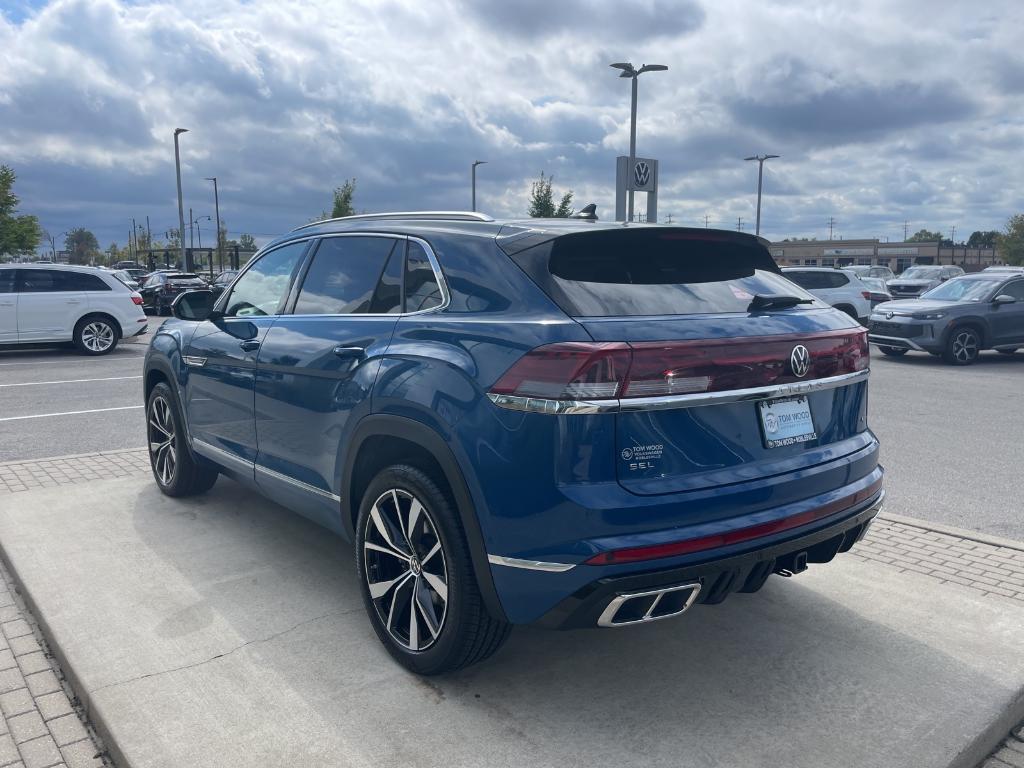 new 2026 Volkswagen Atlas Cross Sport car
