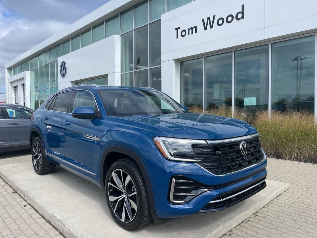 new 2026 Volkswagen Atlas Cross Sport car