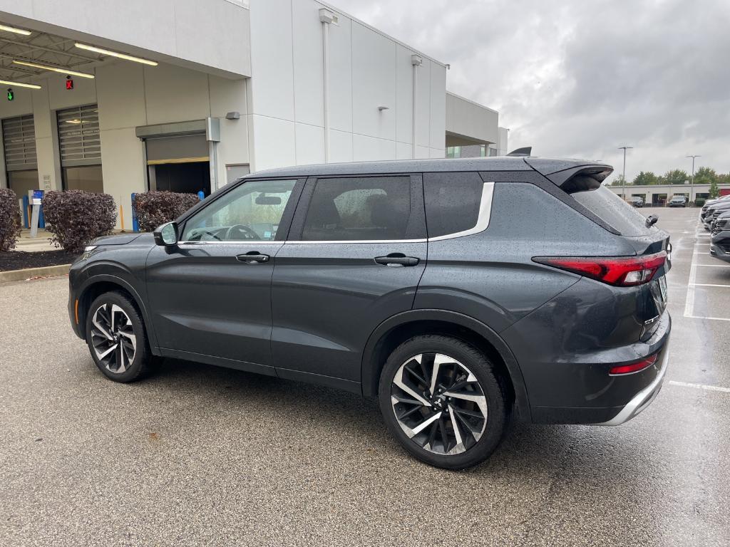 used 2024 Mitsubishi Outlander car, priced at $28,407
