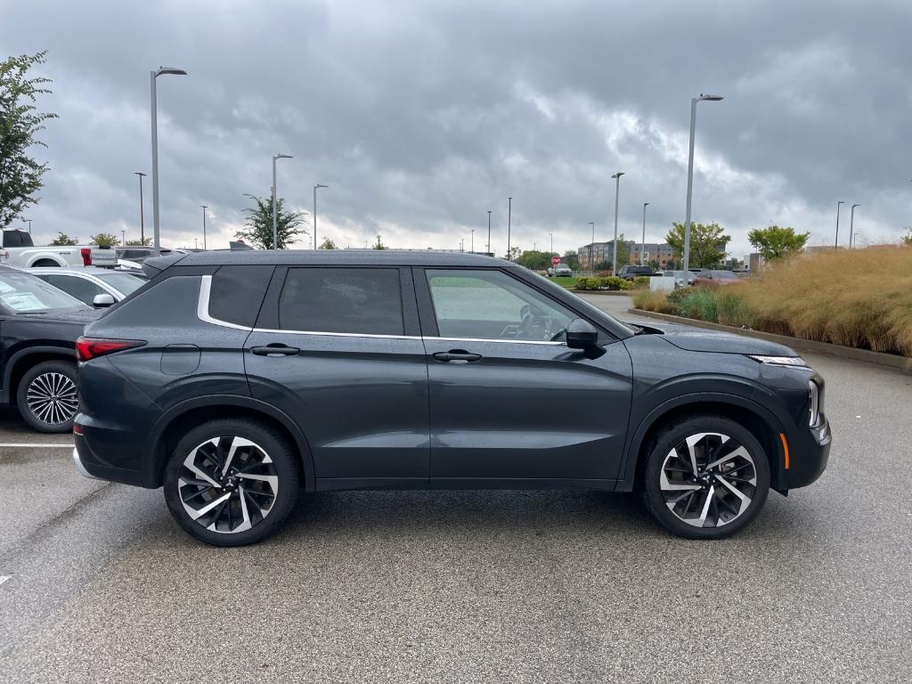 used 2024 Mitsubishi Outlander car, priced at $28,407