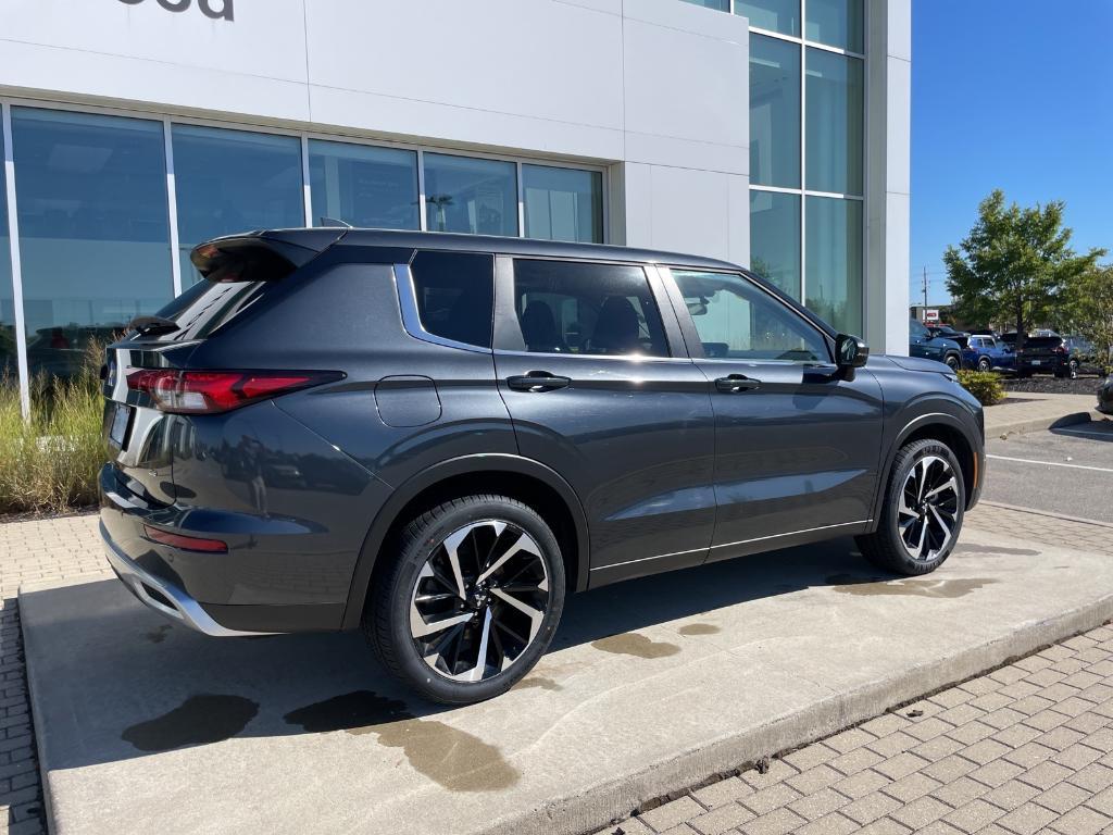 used 2024 Mitsubishi Outlander car, priced at $26,888