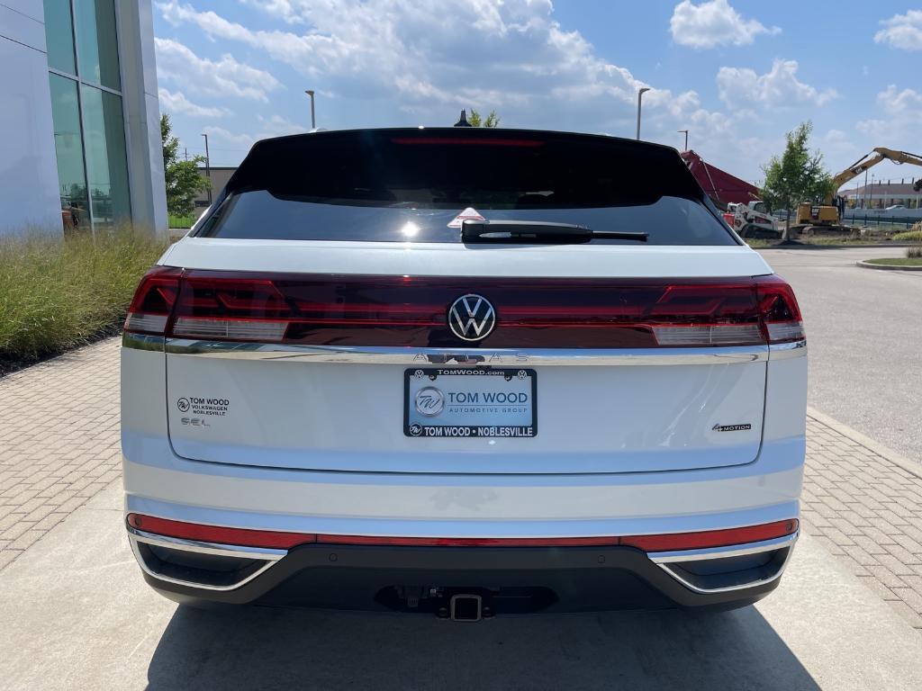 new 2025 Volkswagen Atlas Cross Sport car, priced at $46,026