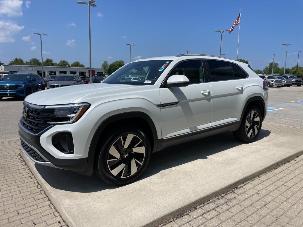 new 2025 Volkswagen Atlas Cross Sport car, priced at $46,026