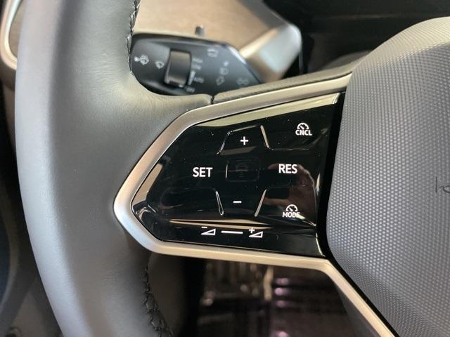 new 2025 Volkswagen ID. Buzz car, priced at $61,511
