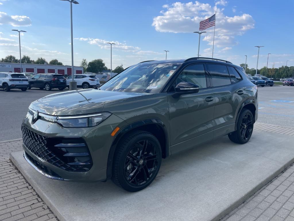 new 2025 Volkswagen Tiguan car, priced at $39,486