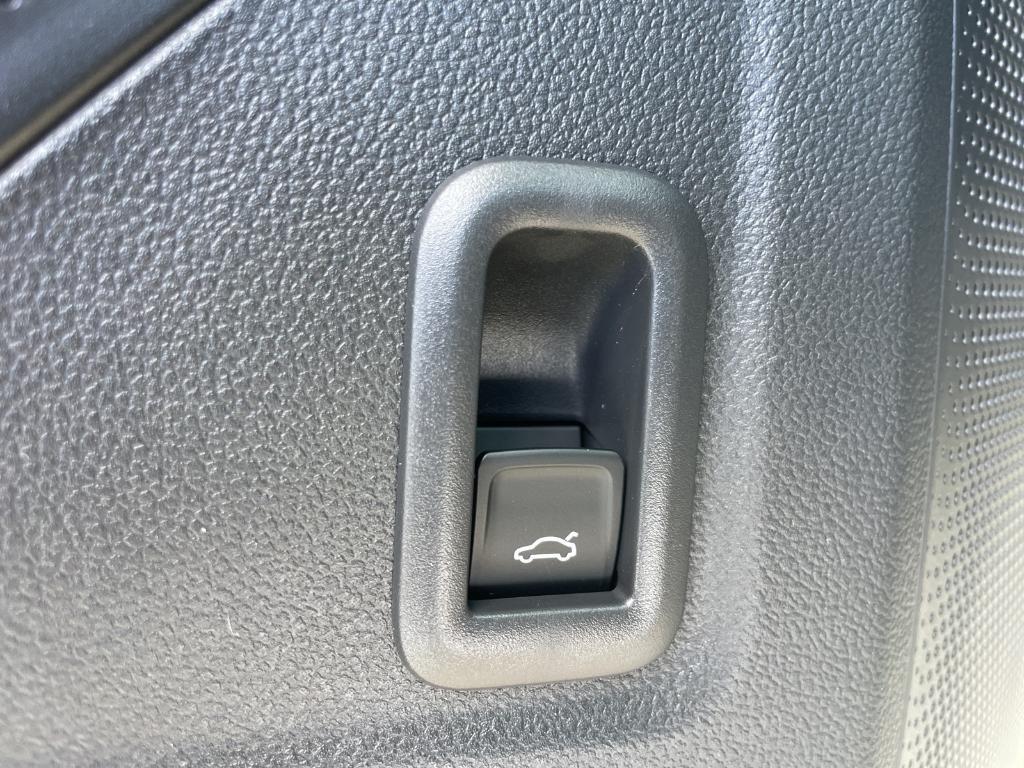 new 2025 Volkswagen Tiguan car, priced at $39,486