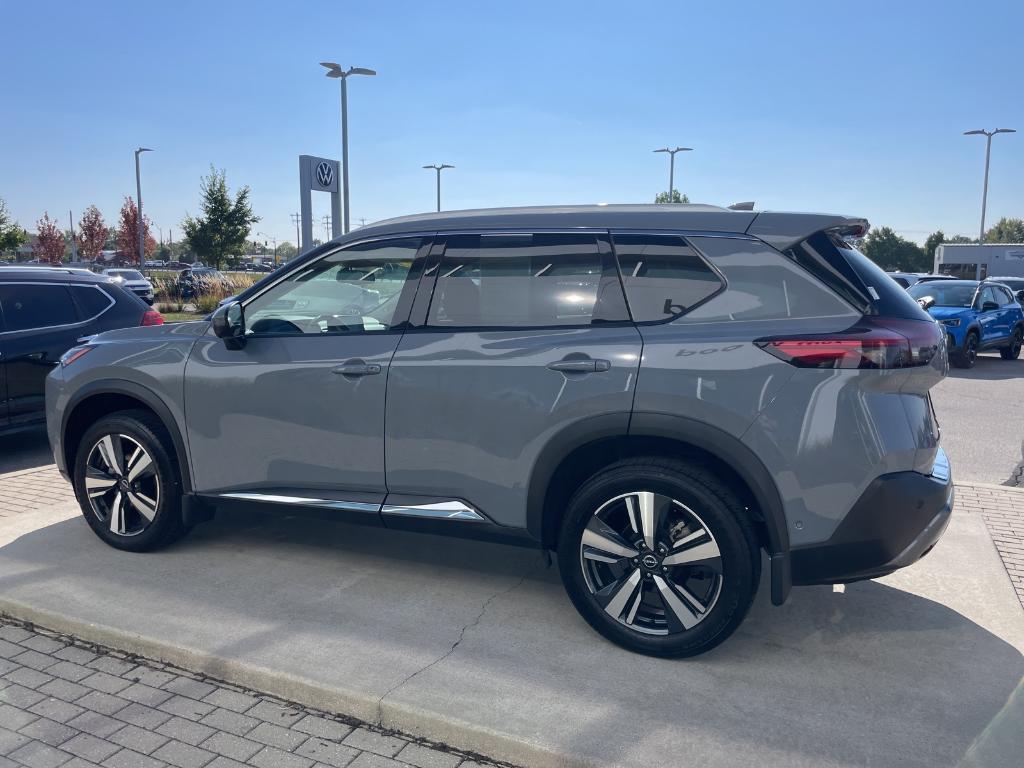 used 2022 Nissan Rogue car, priced at $27,229