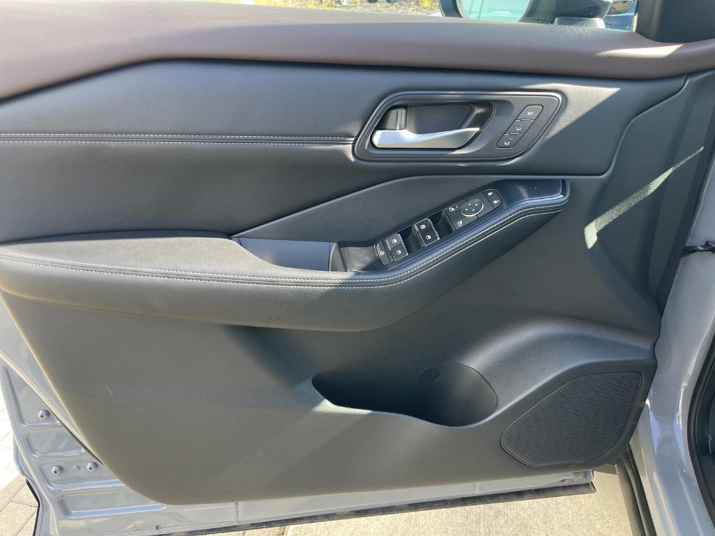 used 2022 Nissan Rogue car, priced at $27,229