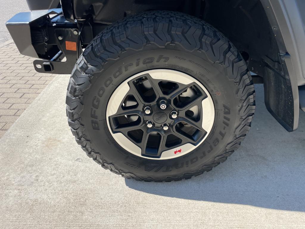 used 2019 Jeep Wrangler Unlimited car, priced at $28,312