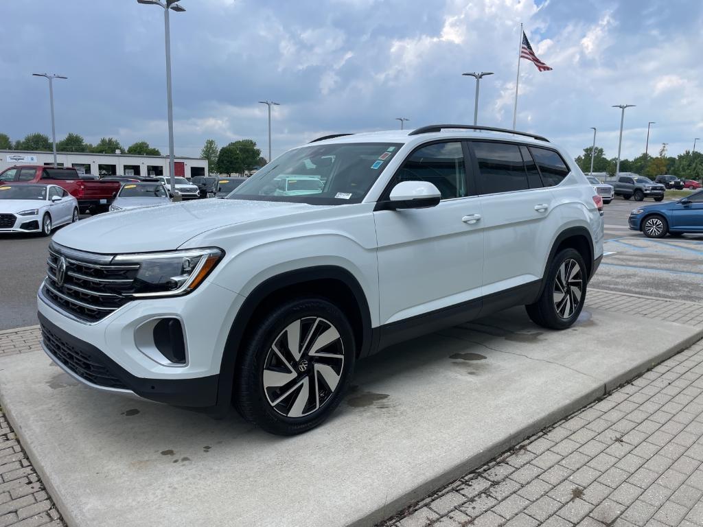 new 2025 Volkswagen Atlas car, priced at $41,529