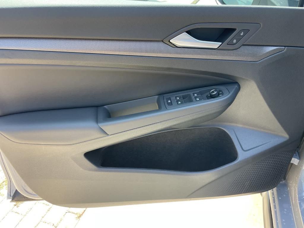 new 2025 Volkswagen Golf GTI car, priced at $40,587