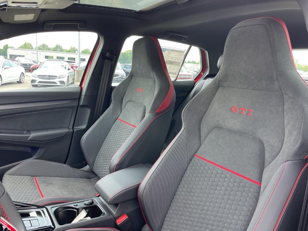 new 2025 Volkswagen Golf GTI car, priced at $38,125