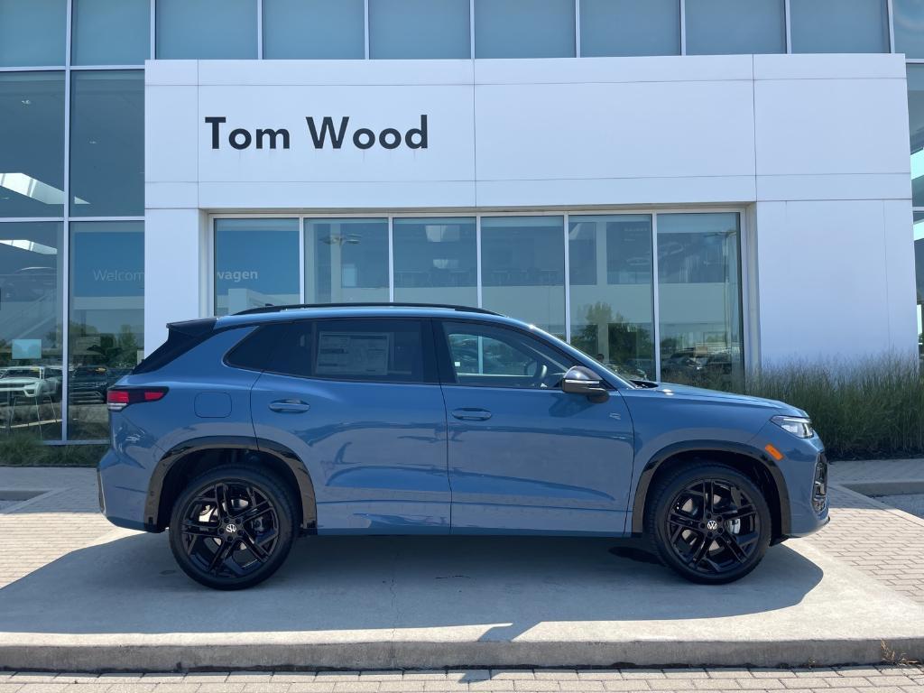 new 2025 Volkswagen Tiguan car, priced at $39,831