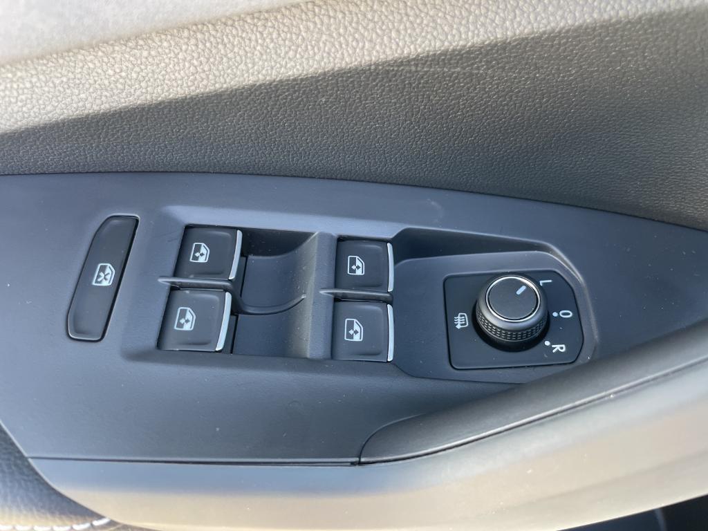 new 2025 Volkswagen Jetta car, priced at $28,671