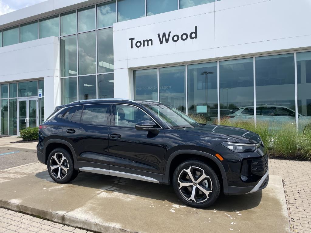 new 2025 Volkswagen Tiguan car, priced at $34,034