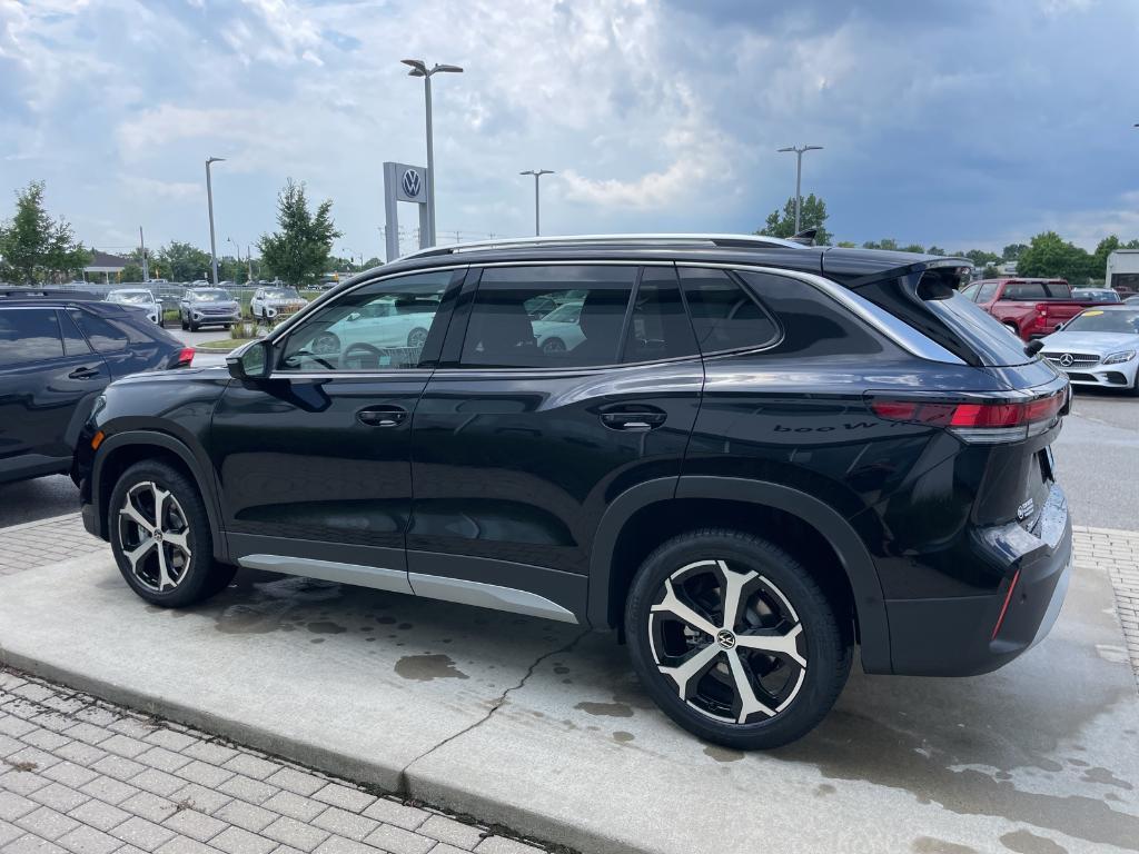 new 2025 Volkswagen Tiguan car, priced at $34,034