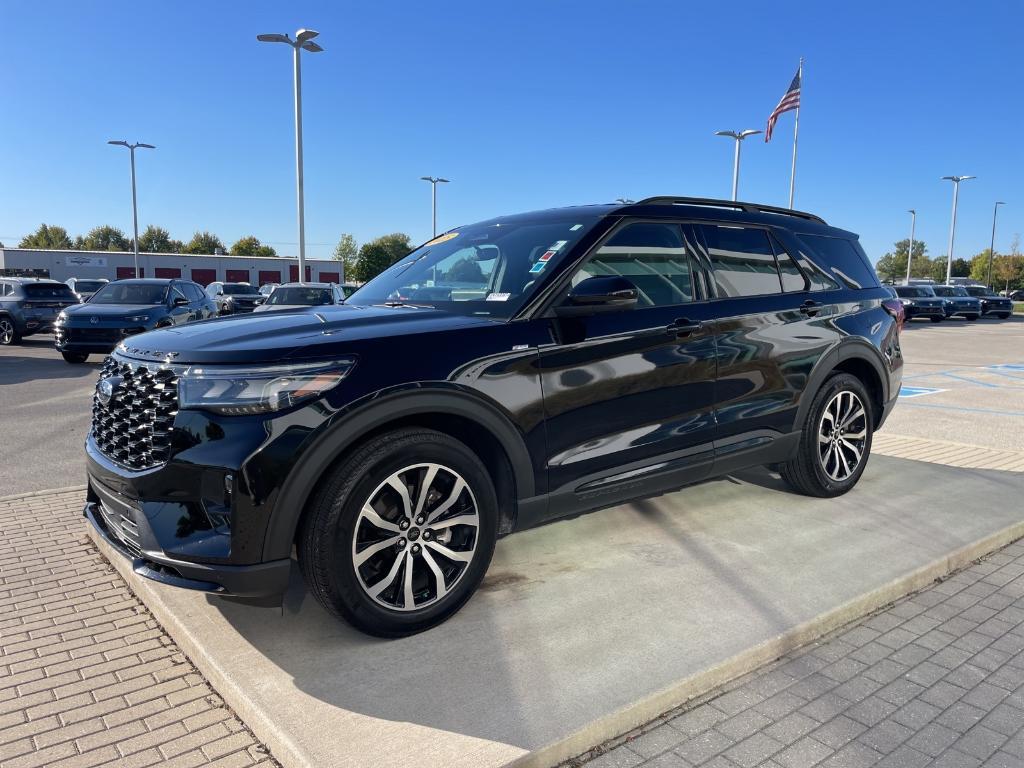 used 2025 Ford Explorer car, priced at $41,692