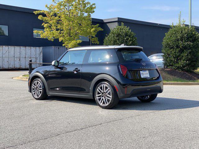 new 2025 MINI Hardtop car, priced at $37,545