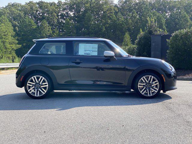 new 2025 MINI Hardtop car, priced at $37,545