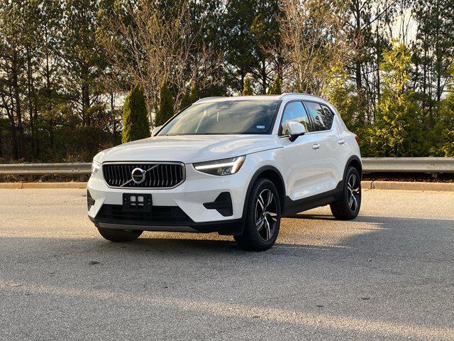 used 2025 Volvo XC40 car, priced at $29,900