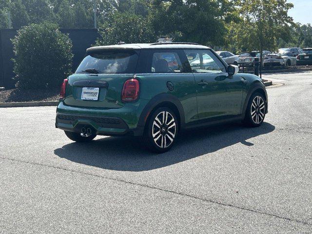 used 2024 MINI Hardtop car, priced at $31,988