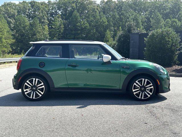 used 2024 MINI Hardtop car, priced at $31,988