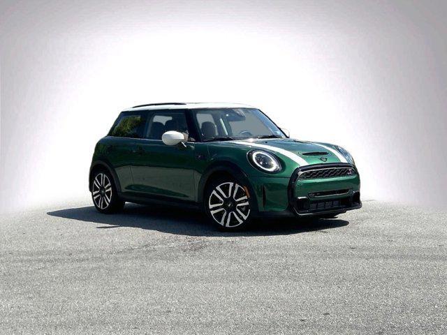 used 2024 MINI Hardtop car, priced at $31,988