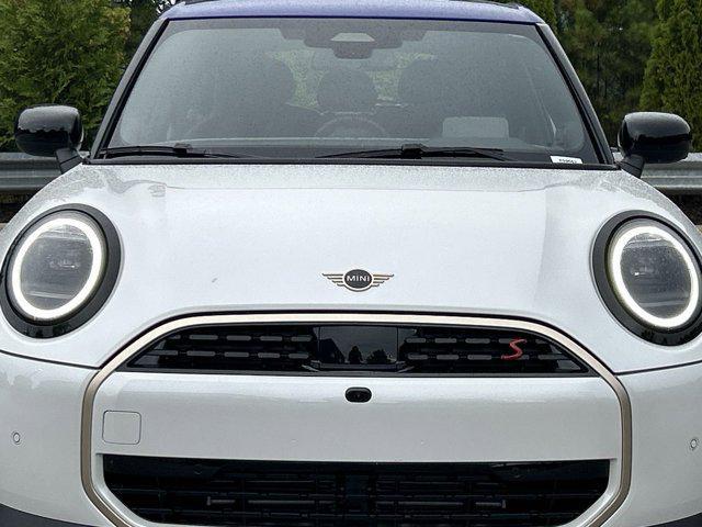 new 2025 MINI Hardtop car, priced at $39,795