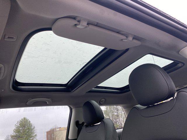 used 2024 MINI Hardtop car, priced at $24,988