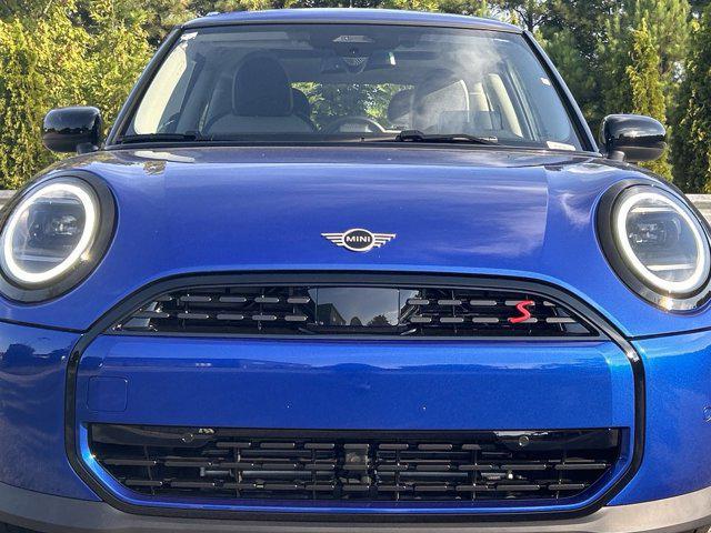 new 2025 MINI Hardtop car, priced at $36,745