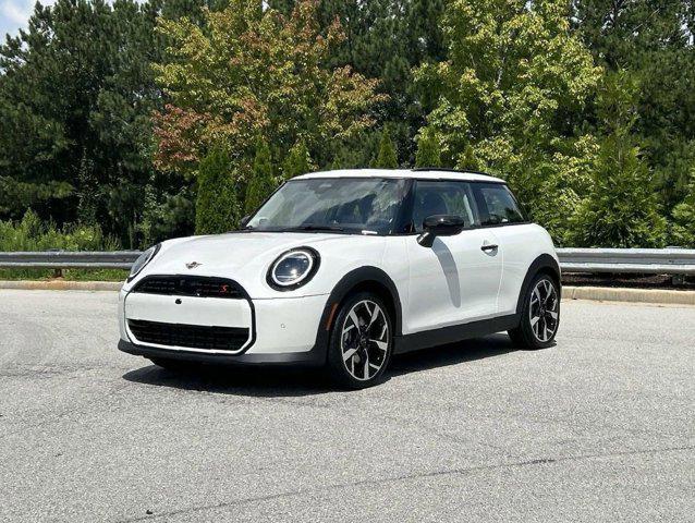 new 2025 MINI Hardtop car, priced at $37,545