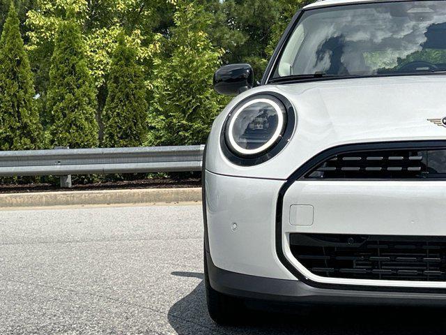 new 2025 MINI Hardtop car, priced at $37,545